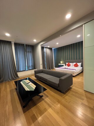 プラチナム スイーツ KLCC by スリーピー オウル