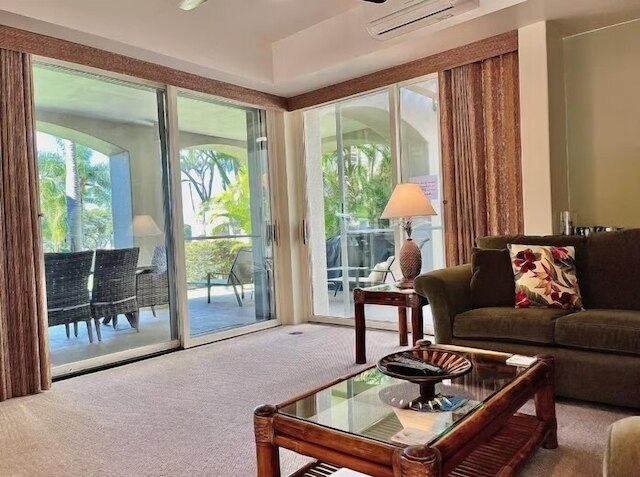 パームズ 501 2 ベッドルーム コンド