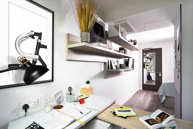 スチューデント オンリー ヴィタ ファースト ストリート