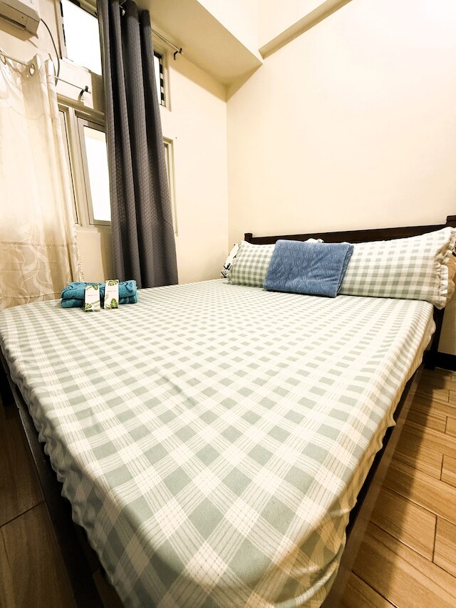 ホーランド パーク コンドミニアム