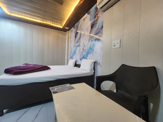 ホテル サイニ ホーム ステイ