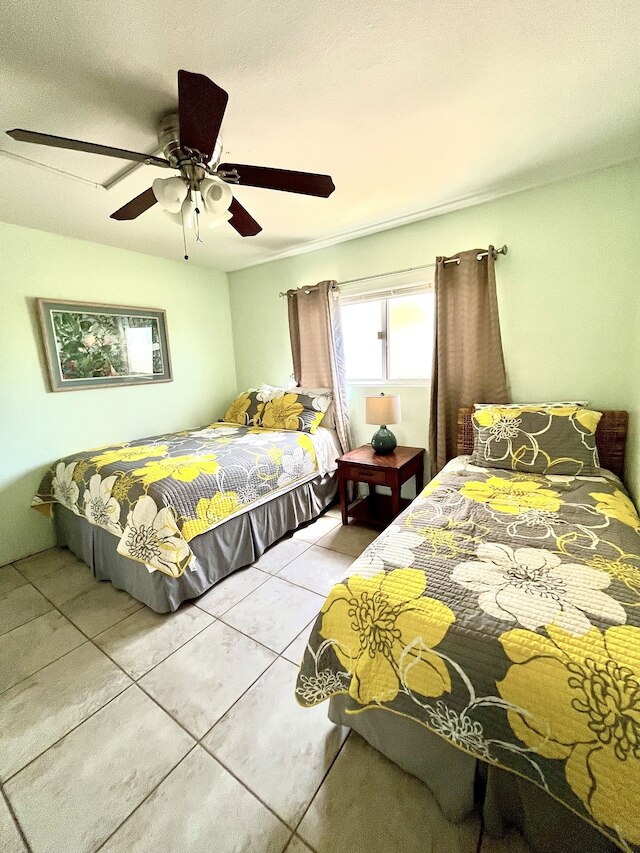 メネフネ ショアーズ 227 2 ベッドルーム コンド