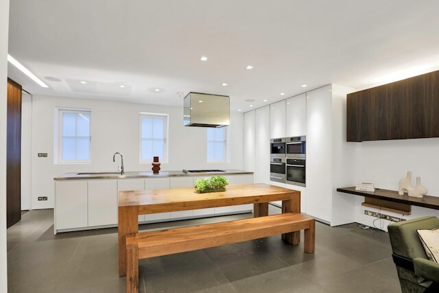 パディントン ラグジュアリー 3ベッド ミューズ プライベートシネマ ジム