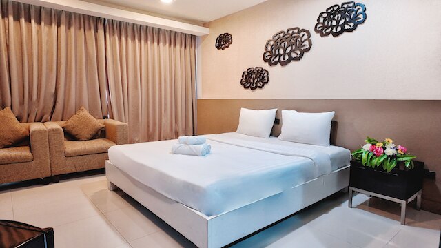 チャバ イン スリナカリン