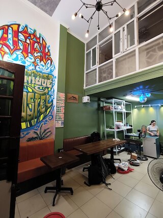 ヴィエット ヴィンテージ ホステル & パブ