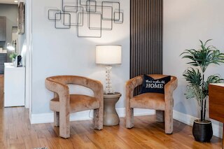 コージー 2 ベッド ホーム by ウェスト ループ ウィズ パーキング ランドリー