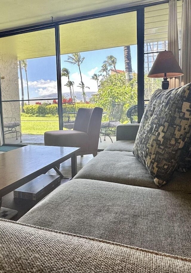 ルアナ カイ C104 1 ベッドルーム コンド