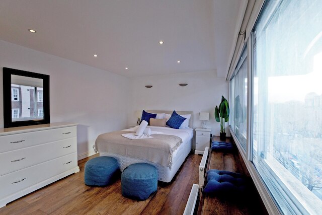 インペリアル クイーンズウェイ アパートメント