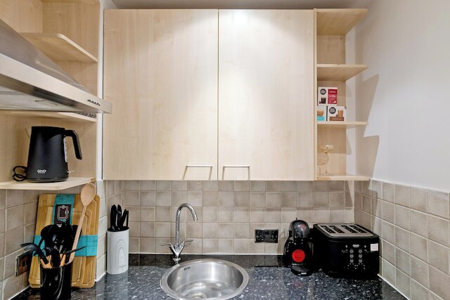 インペリアル クイーンズボロ テラス