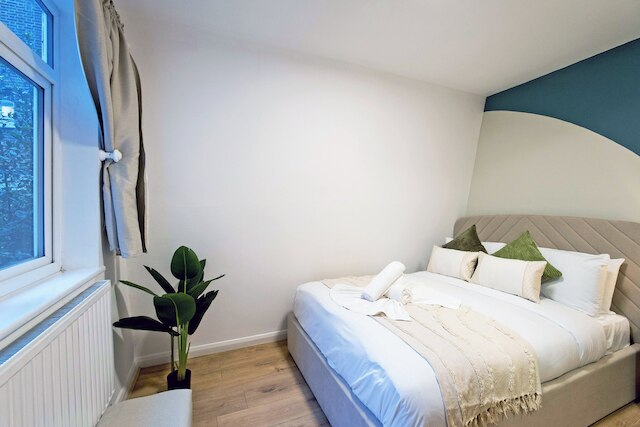 インペリアル クイーンズボロ テラス