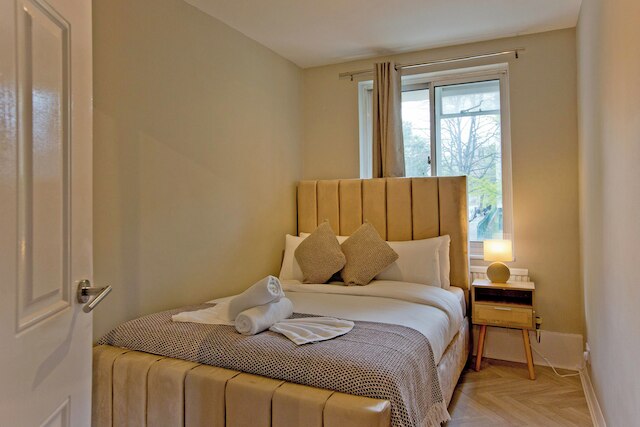 インペリアル レインスター ガーデン アパートメント