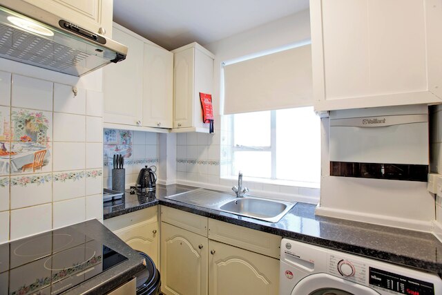 インペリアル レインスター ガーデン アパートメント