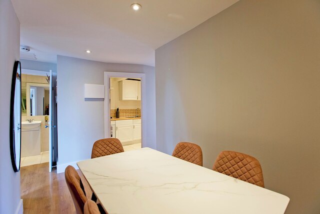 インペリアル ホガース ロード アパートメント