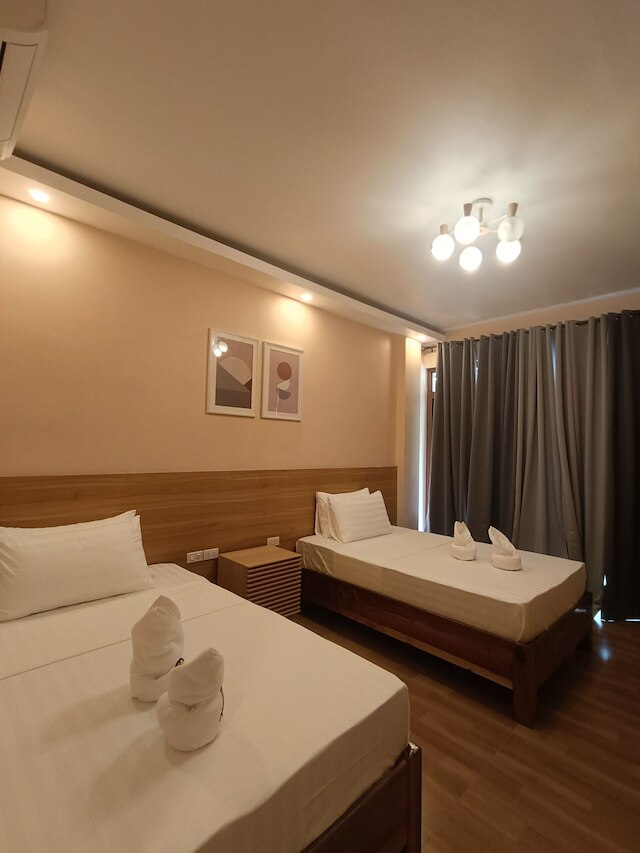 ビーハイブ エルニド トゥーリスト イン