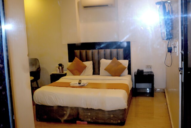 ホテル デリー エンパイア デラックス