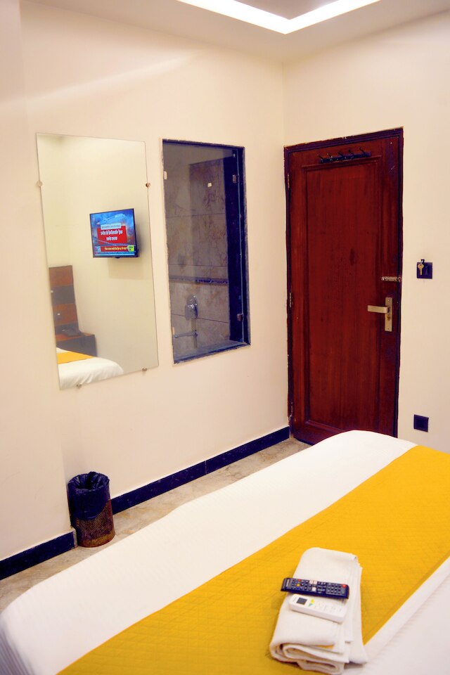 ホテル デリー エンパイア デラックス