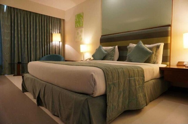 ホテル デリー エンパイア デラックス