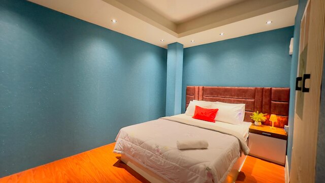 レザラ スイートホーム ウッタラ