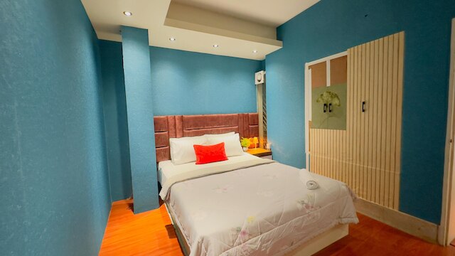 レザラ スイートホーム ウッタラ