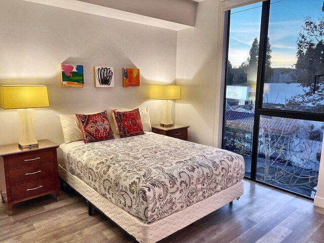 メルローズ ルーフトップ ブティック レジデンス