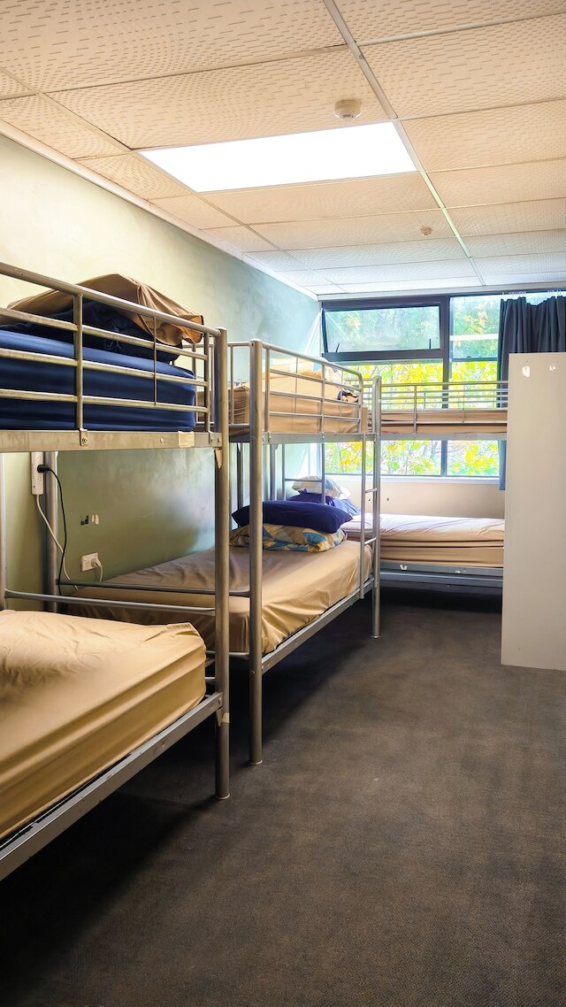 シルバーファーン バックパッカーズ