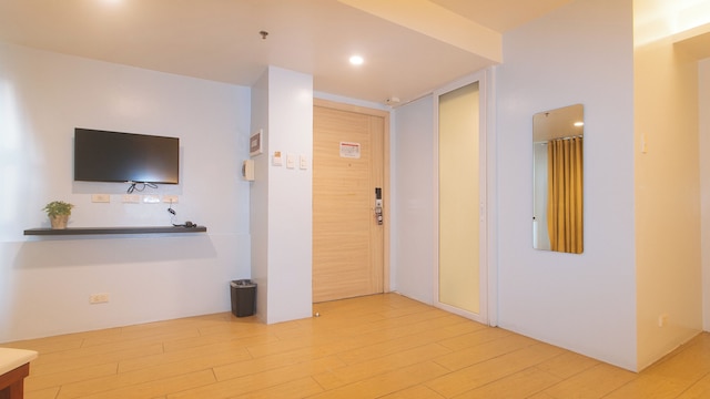 レッドドアーズ アット ラグジュライト スイーツ マカティ