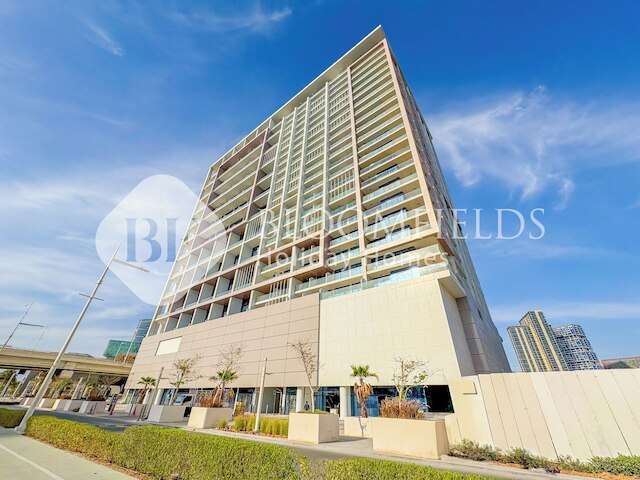 ブルームフィールズ ロイヤル STU アル マリヤ アイランド