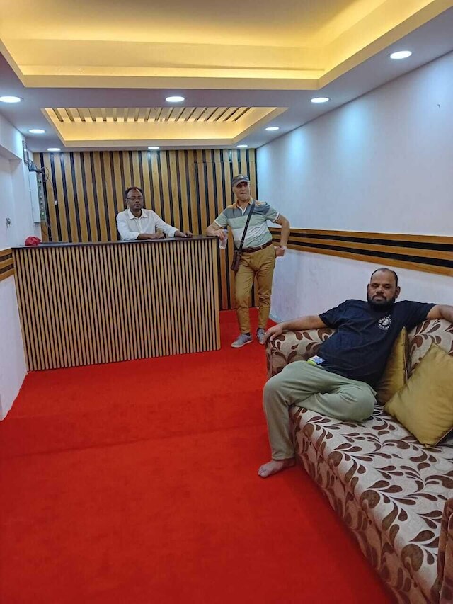 ホテル ゴールデン バード