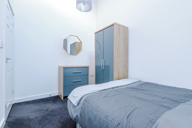 3 ベッド-スリープス 5-ガーデン-パーキング