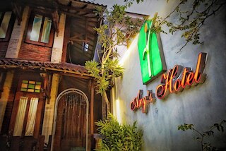 アリス ガーデン ホテル ジョグジャカルタ