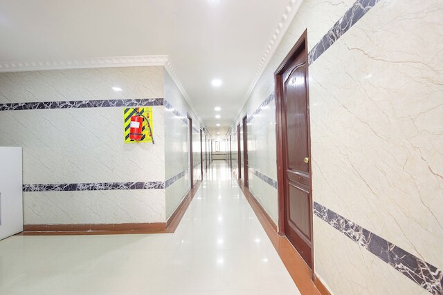 ファブエクスプレス ル ロイヤル イン