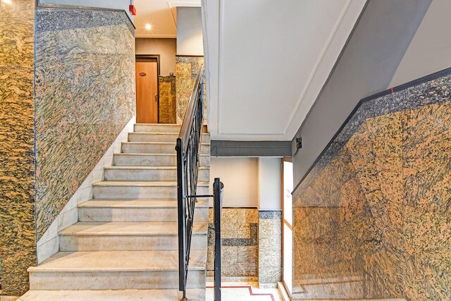 ファブホテル グルシャン インターナショナル