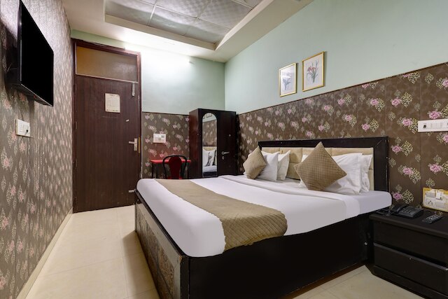 ホテル ハリ ナゲール By The プレミアム ヴィラ