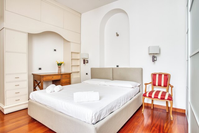 ジョイヴィ ブライト フラット ニア パルコ センピオーネ