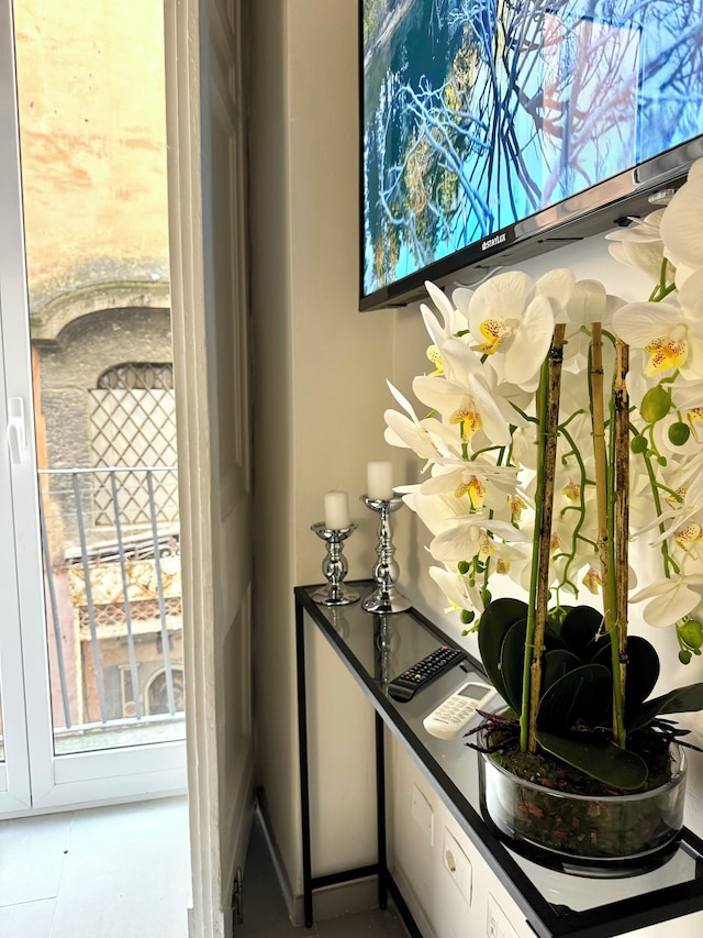 MILUAR レライス - ドンナレジーナ