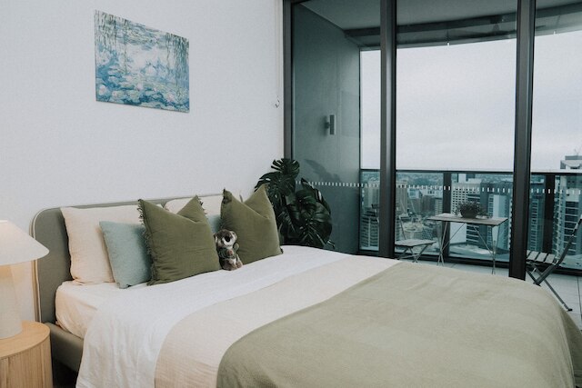 クイーンズ ワーフ レジデンス - ヌーン ステイ