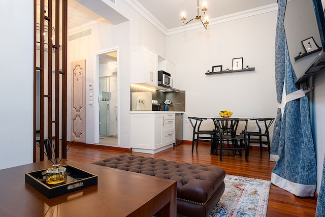 アスティ ラグジュアリー アパートメンツ