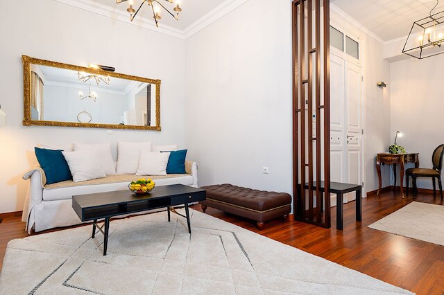 アスティ ラグジュアリー アパートメンツ