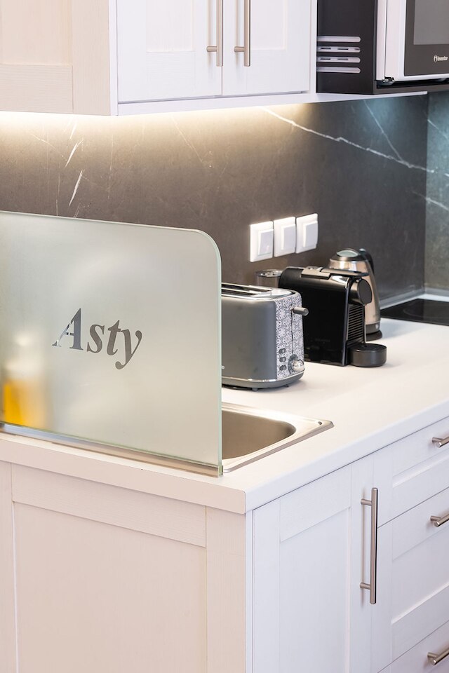 アスティ ラグジュアリー アパートメンツ