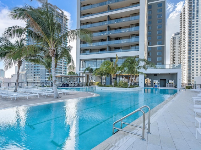 マイアミ バケーション レンタルズ -ダウンタウン ナティーヴォ