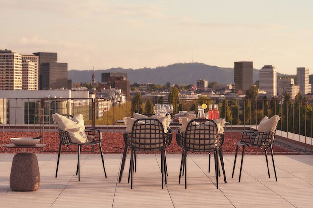 ベルモント レジデンシズ