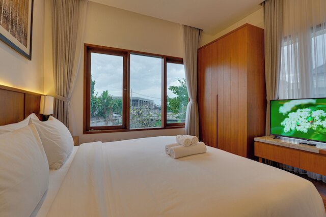 ヴィラ タマン スミニャック スイート 01