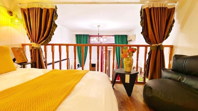 Shanghai Hills & Aromahome Palette with balcony