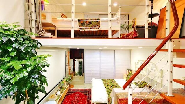 Shanghai Hills & Aromahome Modern Cottage Home Retreat