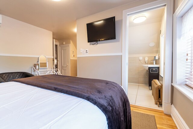 レ 4 サイゾンズ