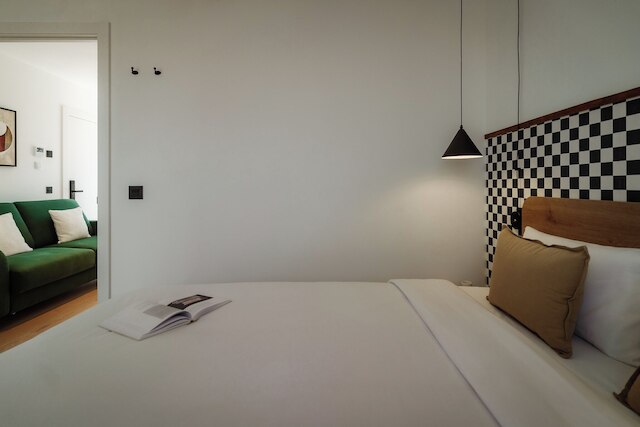 ヴィア モンテ アパートメンツ