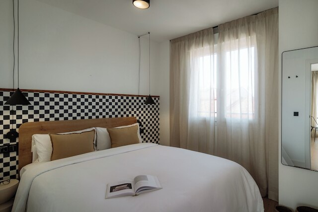 ヴィア モンテ アパートメンツ