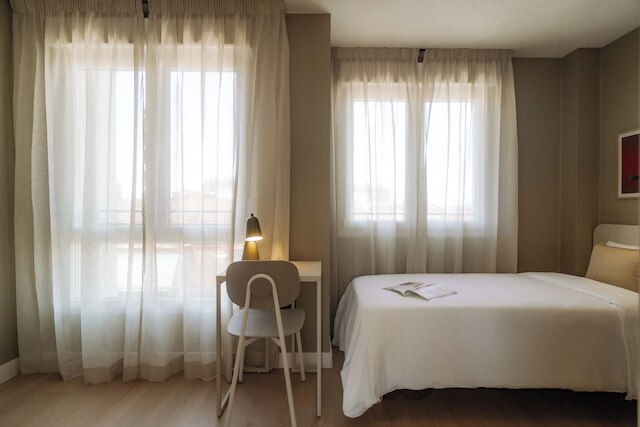 ヴィア モンテ アパートメンツ