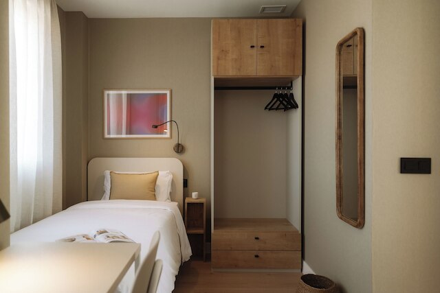 ヴィア モンテ アパートメンツ