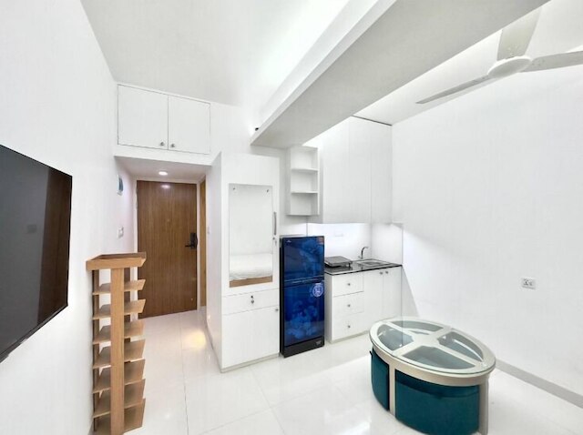 300sqft 5 スタジオ ジム & プール アクセス